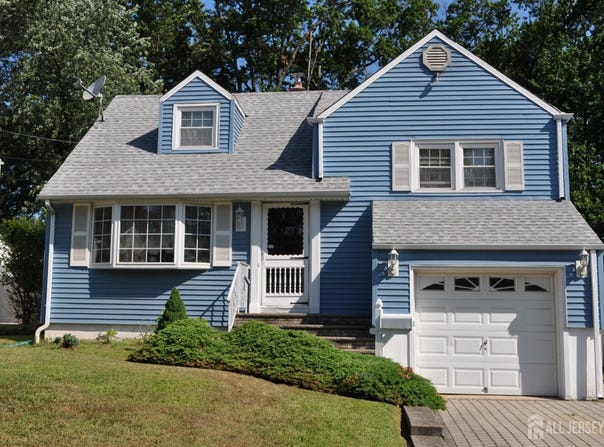 30 Overlook Terrace, Fords, NJ 08863
