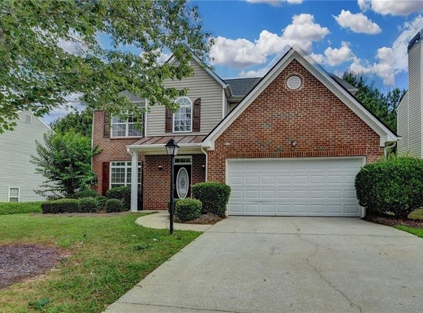 2421 Fall Creek Landing, Loganville, GA 30052