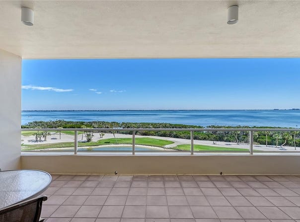 3040 GRAND BAY BOULEVARD, LONGBOAT KEY, FL 34228