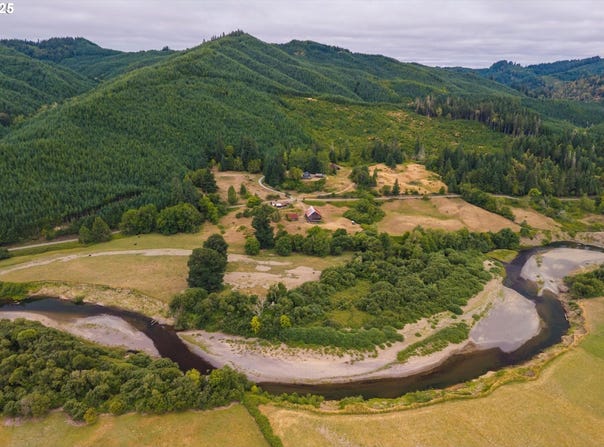 51372 OLD BROADBENT RD, Myrtle Point, OR 97458