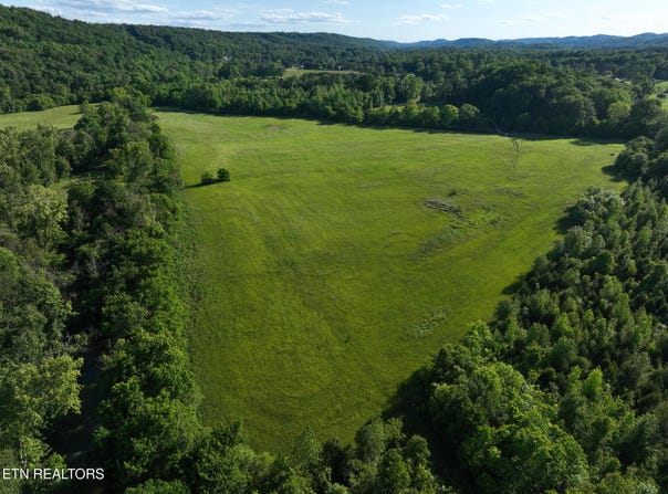 140 Indian Creek Lane, Oliver Springs, TN 37840