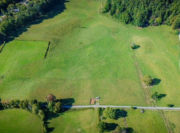 Cole Hollow, Elizabethton, TN 37643