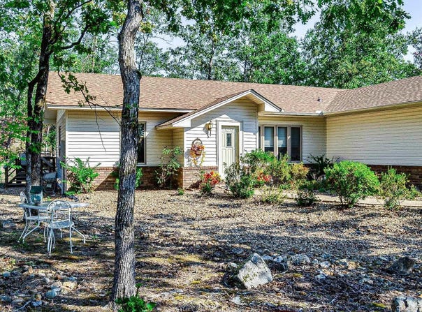 5 Paterna Lane, Hot Springs Village, AR 71909