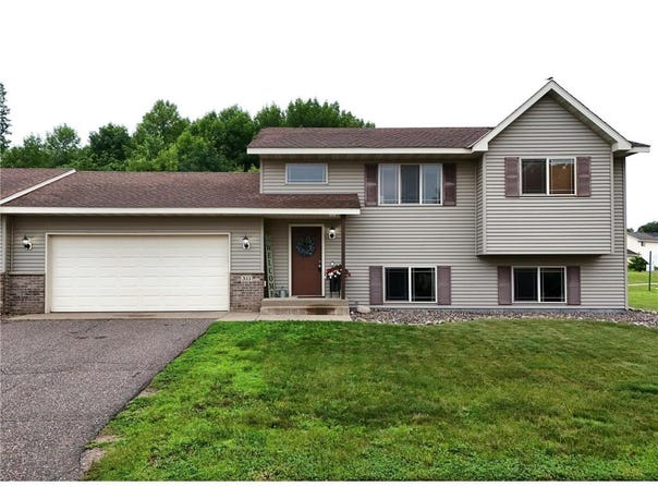 311 Jefferson Lane, Saint Joseph, MN 56374