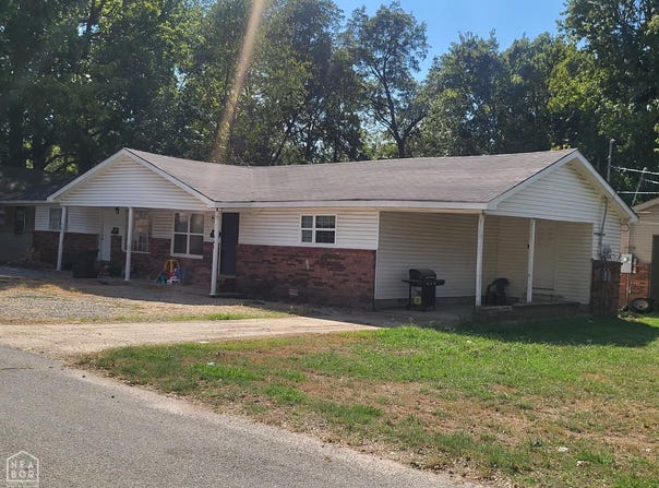 1403 W Huntington Avenue, Jonesboro, AR 72401