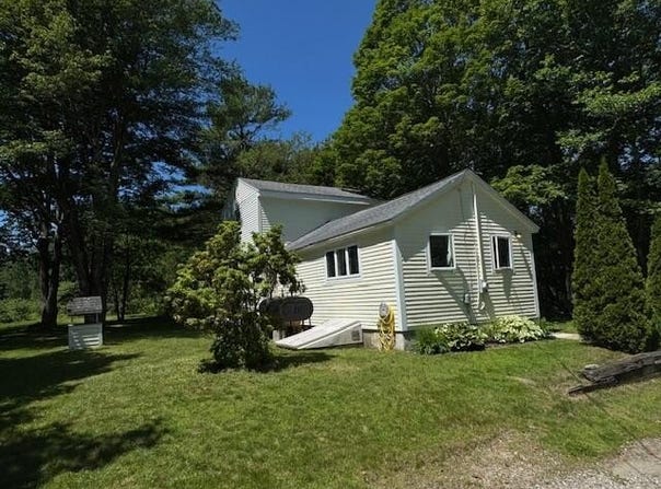 27 Dodge Road, Edgecomb, ME 04556