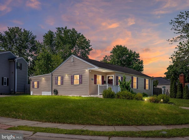 320 BASSETT AVENUE, NEW CASTLE, DE 19720
