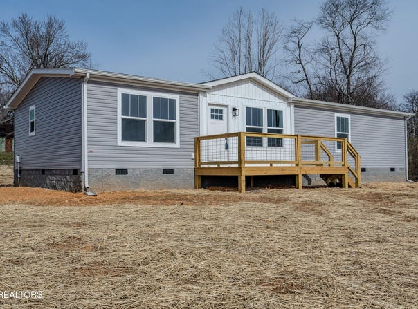 7924 Harmon Rd, Powell, TN 37849