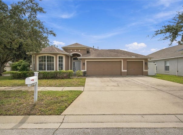 12721 STANDBRIDGE Drive, RIVERVIEW, FL 33579