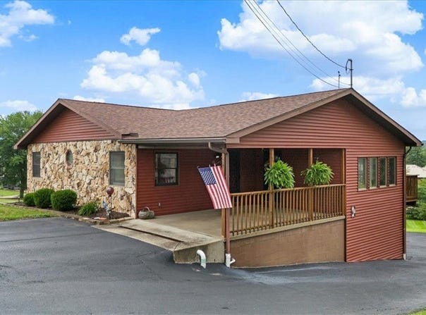 5216 Briscoe Road, Parkersburg, WV 26105