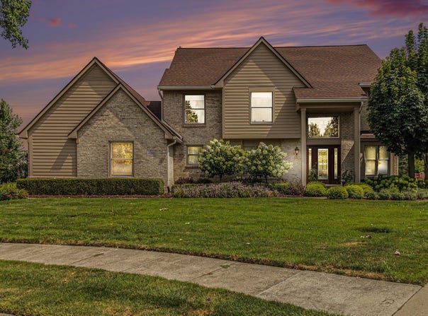 45210 Gerald Court, Canton, MI 48188