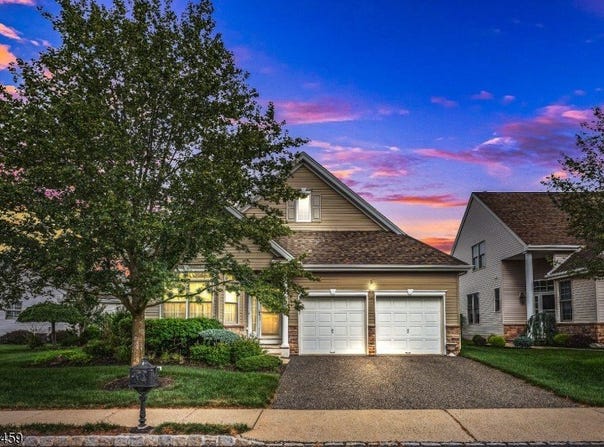 22 Hardenbergh St, Franklin Twp., NJ 08873-7272