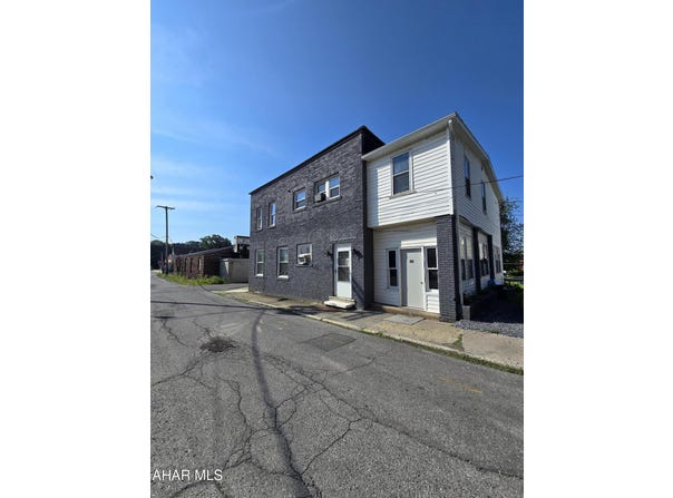801 Front Street, Cresson, PA 16630