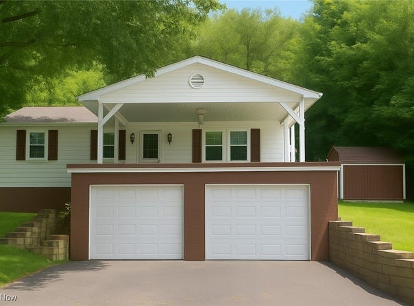20 Phaeton Avenue, Chester, WV 26034