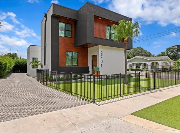 2701 N POPLAR AVENUE, TAMPA, FL 33602