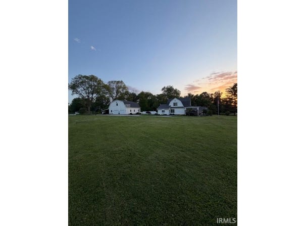 8382 E Main Street, Dugger, IN 47848