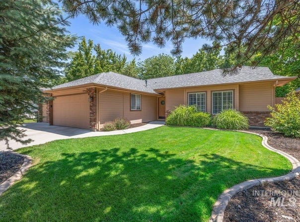 990 NW 12th Ave, Meridian, ID 83642-9999