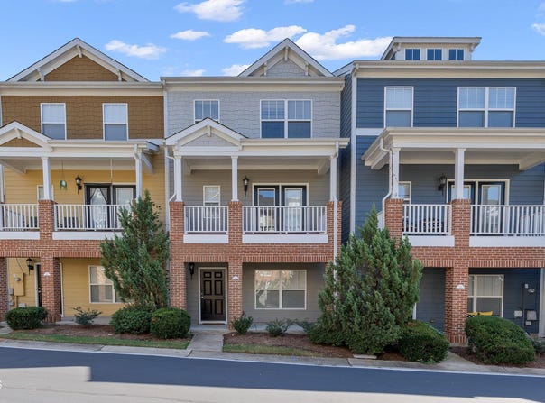 329 Kinellan Lane, Cary, NC 27519