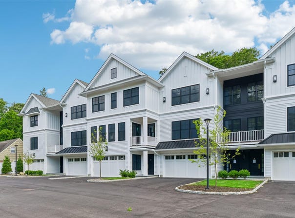 133 Spring Road, Huntington, NY 11743