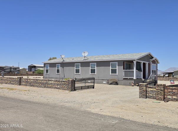 67881 Mesquite Avenue, Salome, AZ 85348