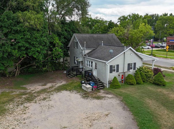 722 & 722 1/2 N Main Street, Mt Pleasant, MI 48858