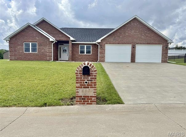 607 Jonathan Road, Hannibal, MO 63401