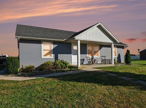 72328 Amber Drive, Milford, IN 46542