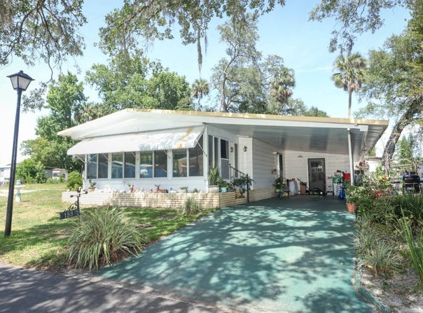 153 Hacienda Dr., Winter Springs, FL 32708