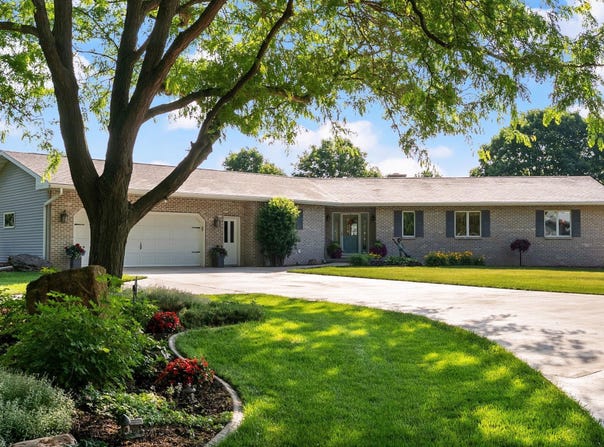 N2068 Alphorn Road, Monroe, WI 53566