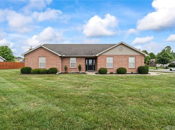 2536 Huntington Drive, Troy, OH 45373