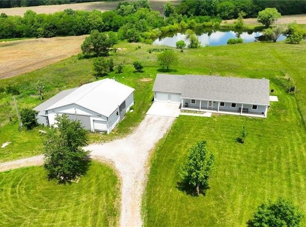 2479 NE Gospel Road, Maysville, MO 64469