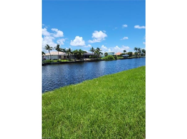 2712 SW 37th Ter lot: 0, CAPE CORAL, FL 33914