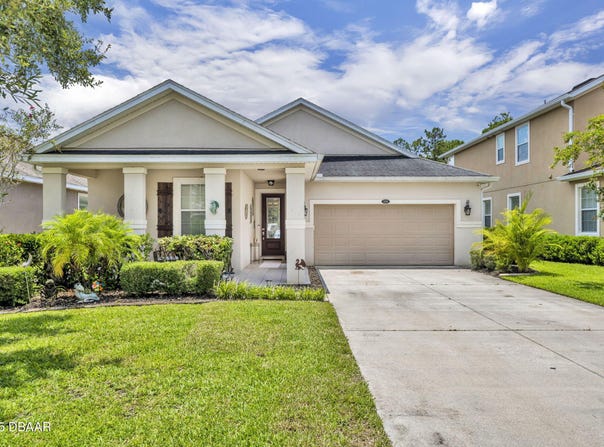 121 Grande Berwick Court, Daytona Beach, FL 32124