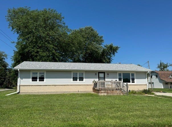 806 14th Street, Nevada, IA 50201