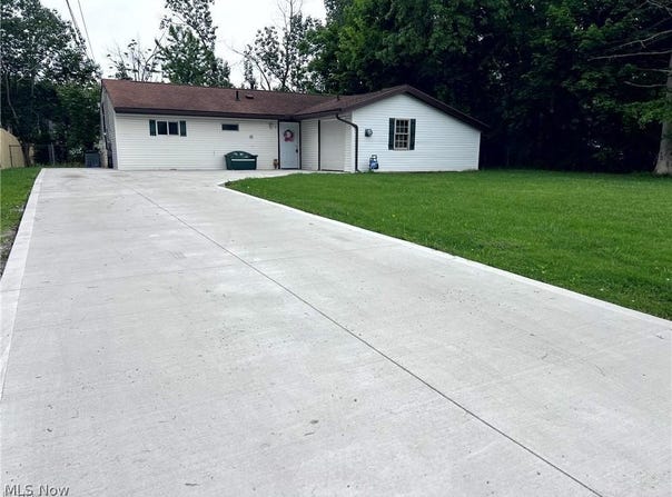 3502 Ivanhoe Drive, Kent, OH 44240