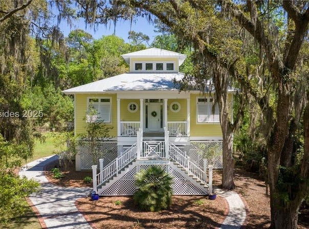15 Beach Field Ln, Daufuskie Island, SC 29915