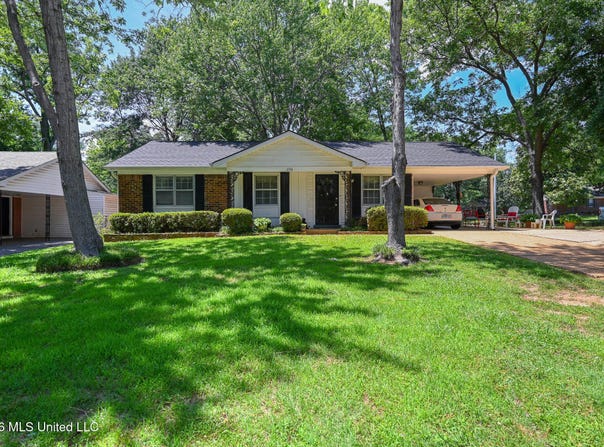 1554 Brookhaven Drive, Southaven, MS 38671