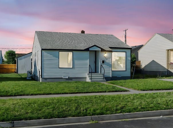 1020 W Park St, Pasco, WA 99301