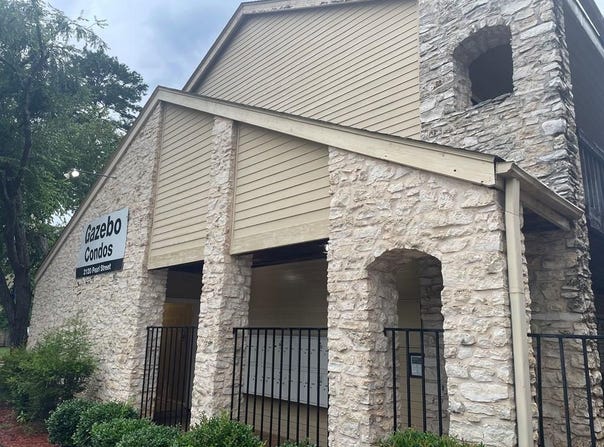 2120 Pearl, Nacogdoches, TX 75964