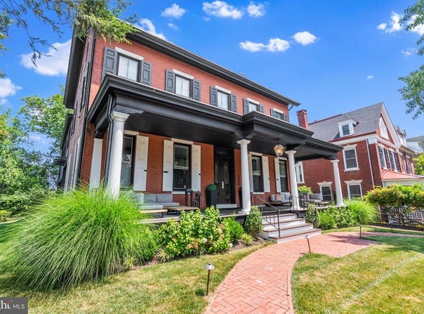 305 S WALNUT ST, WEST CHESTER, PA 19382