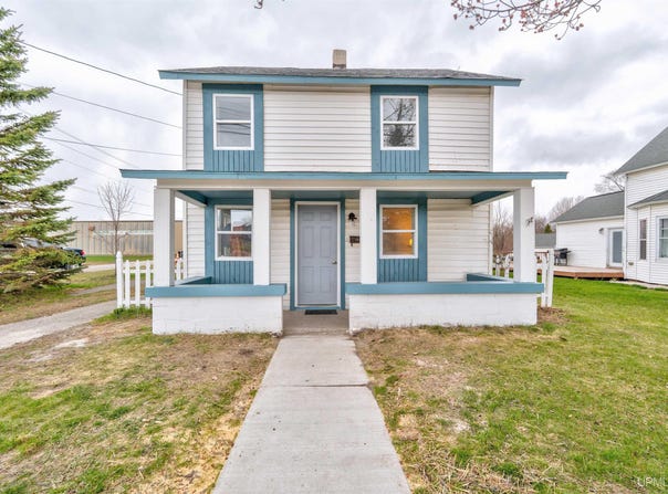 301 N Houghton Avenue, Manistique, MI 49854