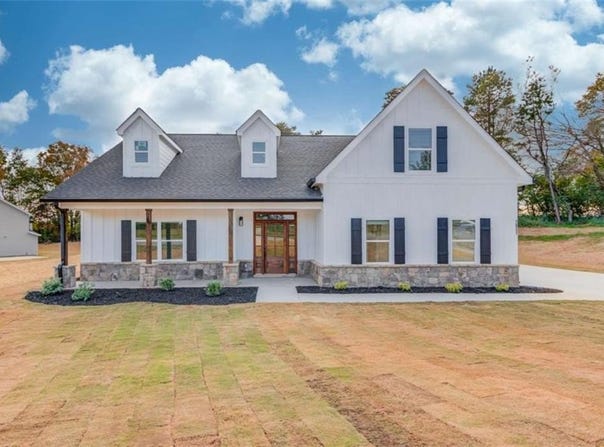 6409 River Plantation Drive, Lula, GA 30554