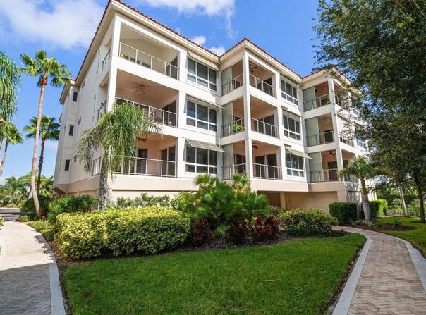 1030 BELLASOL Way, APOLLO BEACH, FL 33572