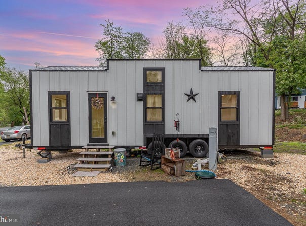 867 SCHWANGER ROAD, ELIZABETHTOWN, PA 17022