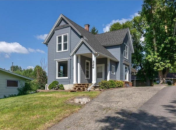 326 N Main Street, Lake Crystal, MN 56055