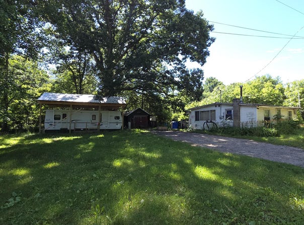 869 Pullman Avenue, Pullman, MI 49450