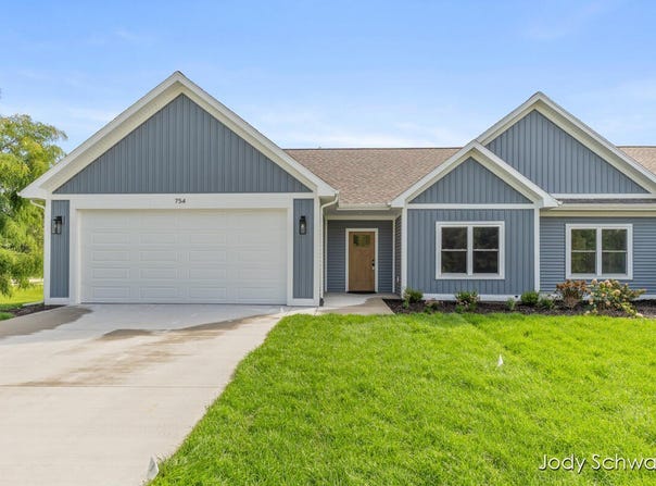754 Noble Drive, Belding, MI 48809