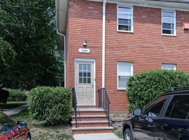 1148 Valley Rd, Wayne Twp., NJ 07470-2391