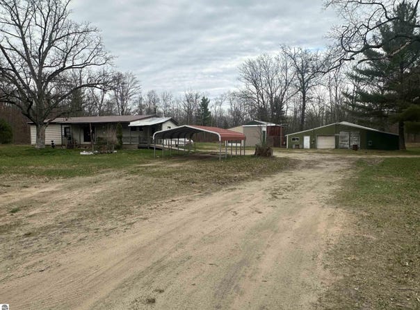 13290#3 Lea Drive, Marion, MI 49665