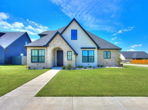 9308 NW 84th Terrace, Yukon, OK 73099